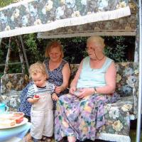 James Johnson's son, mother and mother-in-law, 2000